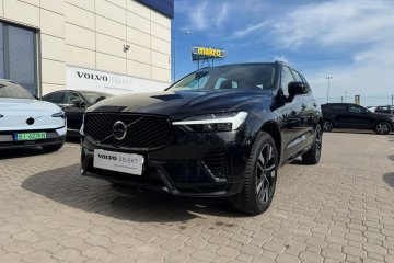 Volvo XC60 B5 AWD Plus Dark