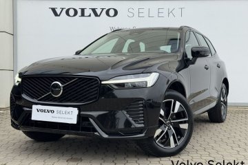 Volvo XC60 B5 AWD Plus Dark