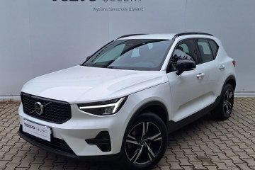 Volvo XC40 B3 Plus Dark